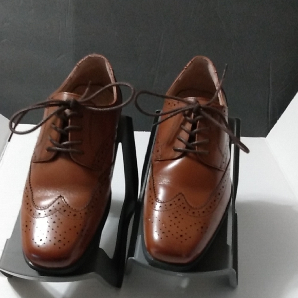 Vtg Wingtip Florsheim Leather Dress Shoe With Memory Foam Sole Non Slip Bottoms